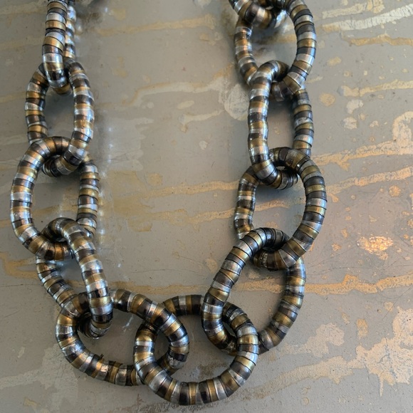 Oversized Link Necklace - Picture 3 of 3